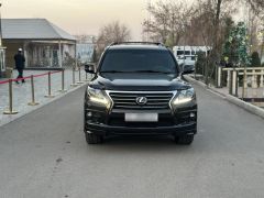 Photo of the vehicle Lexus LX