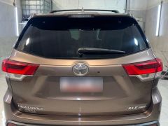 Сүрөт унаа Toyota Highlander