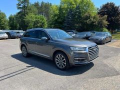 Photo of the vehicle Audi Q7