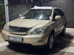 Photo of the vehicle Lexus RX