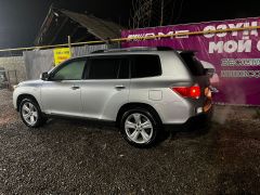 Photo of the vehicle Toyota Highlander