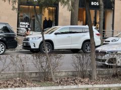 Сүрөт унаа Toyota Highlander