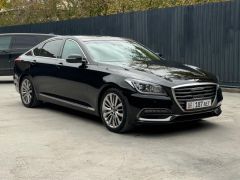 Photo of the vehicle Genesis G80