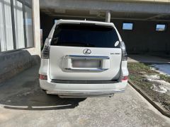 Photo of the vehicle Lexus GX