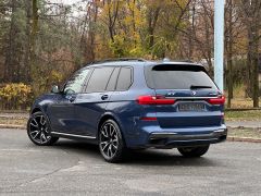 Photo of the vehicle BMW X7