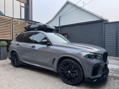 Photo of the vehicle BMW X5