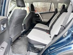 Photo of the vehicle Toyota RAV4