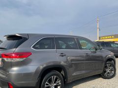 Сүрөт унаа Toyota Highlander