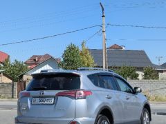 Сүрөт унаа Toyota RAV4