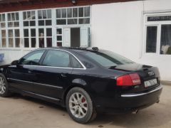 Photo of the vehicle Audi A8
