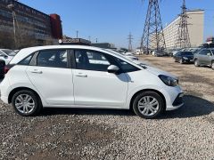 Фото авто Honda Fit