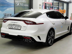 Фото авто Kia Stinger