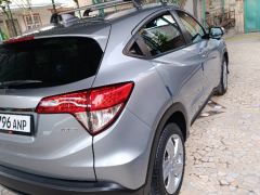 Сүрөт унаа Honda HR-V