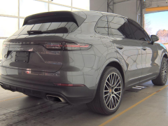 Фото авто Porsche Cayenne