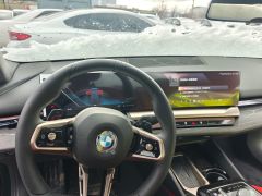 Photo of the vehicle BMW 5 Series