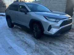 Сүрөт унаа Toyota RAV4