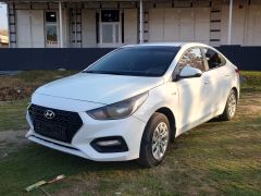 Сүрөт унаа Hyundai Solaris