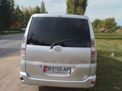 Сүрөт унаа Toyota Voxy