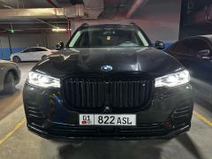 Фото авто BMW X7