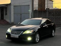 Photo of the vehicle Lexus ES