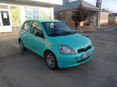 Фото авто Toyota Yaris