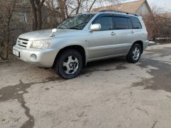 Сүрөт унаа Toyota Kluger