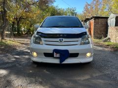 Photo of the vehicle Toyota Ist