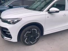 Фото авто Volkswagen Tiguan