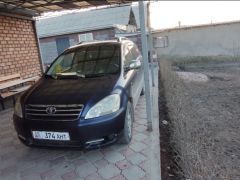 Сүрөт унаа Toyota Avensis Verso