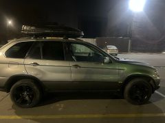 Photo of the vehicle BMW X5