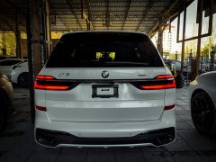 Фото авто BMW X7