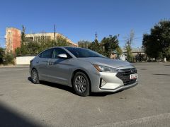 Сүрөт унаа Hyundai Elantra