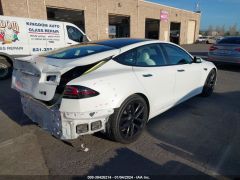 Фото авто Tesla Model S