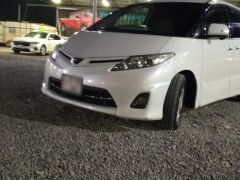 Photo of the vehicle Toyota Estima