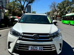 Фото авто Toyota Highlander