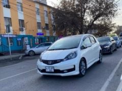 Фото авто Honda Fit