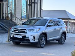 Сүрөт унаа Toyota Highlander