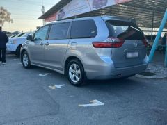 Сүрөт унаа Toyota Sienna