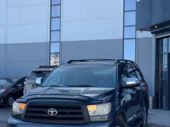 Сүрөт унаа Toyota Sequoia