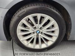 Photo of the vehicle BMW 5 Series