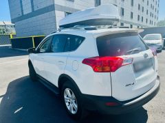 Сүрөт унаа Toyota RAV4