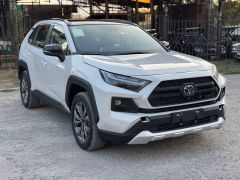 Сүрөт унаа Toyota RAV4