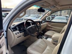 Сүрөт унаа Lexus LX