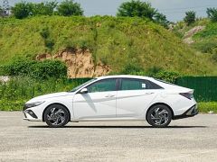 Сүрөт унаа Hyundai Elantra