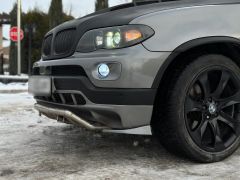 Photo of the vehicle BMW X5