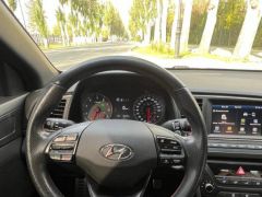 Сүрөт унаа Hyundai Elantra