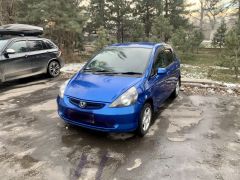 Photo of the vehicle Honda Fit