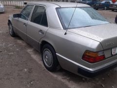 Сүрөт унаа Mercedes-Benz W124