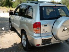 Сүрөт унаа Toyota RAV4