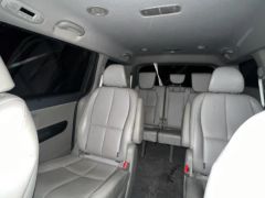 Photo of the vehicle Kia Carnival